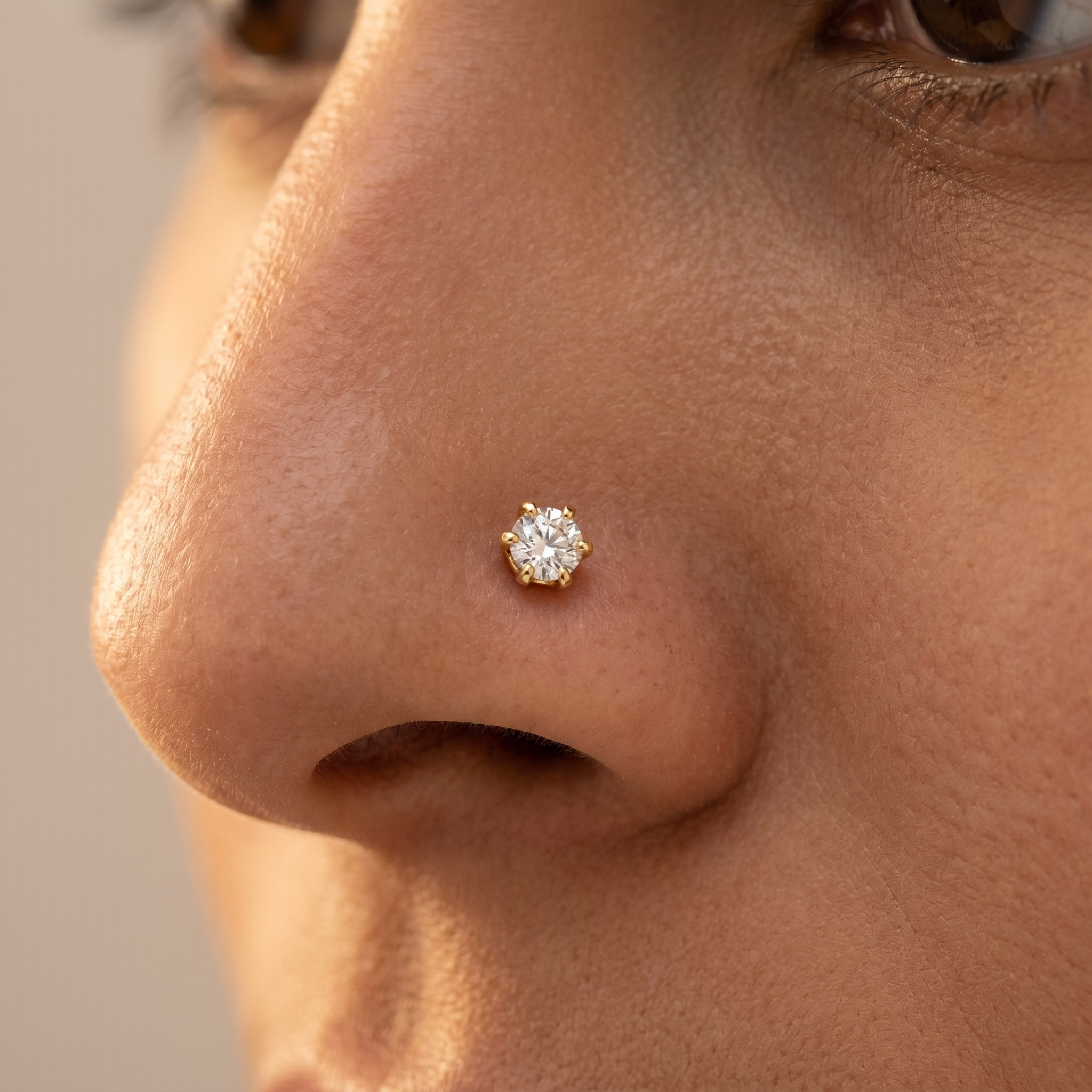 Regal Mystique Diamond Nose Pin by SVADEZI